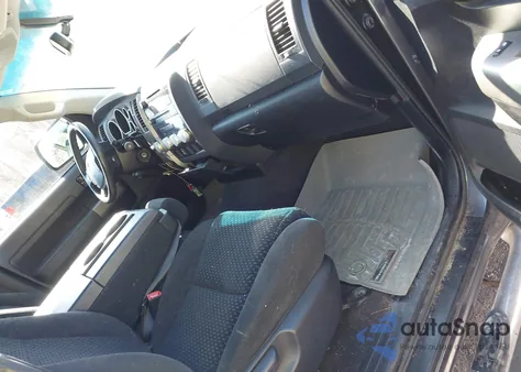 2013 Toyota Tundra Grade 5.7L V8 z USA, uszkodzony, nr VIN 5TFDY5F17DX306486